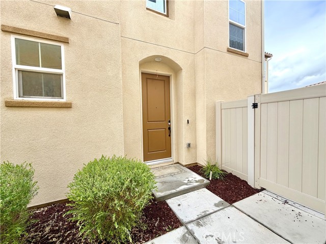 Detail Gallery Image 5 of 38 For 38572 Rosegate Pl, Murrieta,  CA 92563 - 4 Beds | 4/1 Baths
