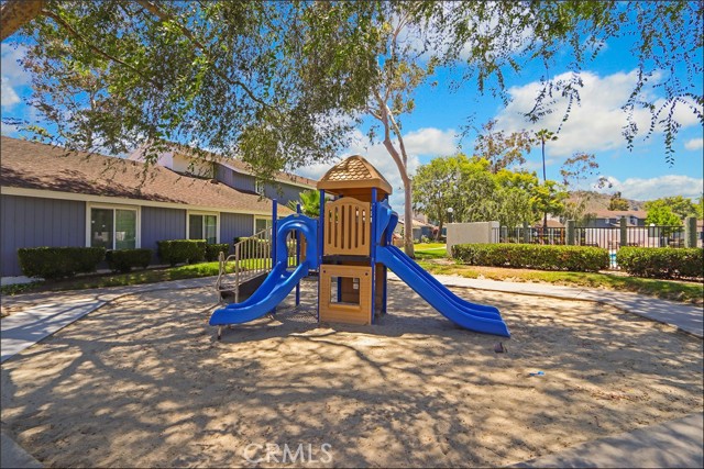 Detail Gallery Image 29 of 33 For 29682 Orinda Rd, San Juan Capistrano,  CA 92675 - 3 Beds | 2 Baths