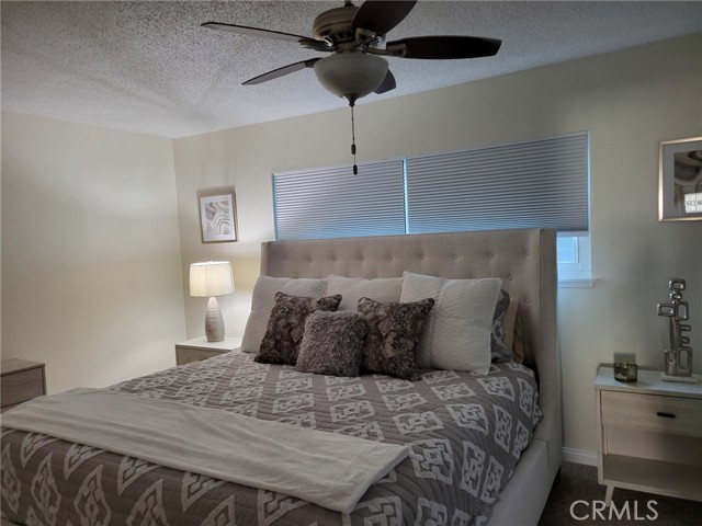 Detail Gallery Image 13 of 19 For 208 W 37th, Long Beach,  CA 90807 - 2 Beds | 2 Baths