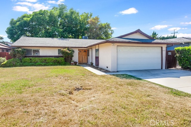 Detail Gallery Image 1 of 1 For 8365 Hillview Ave, Canoga Park,  CA 91304 - 4 Beds | 2 Baths