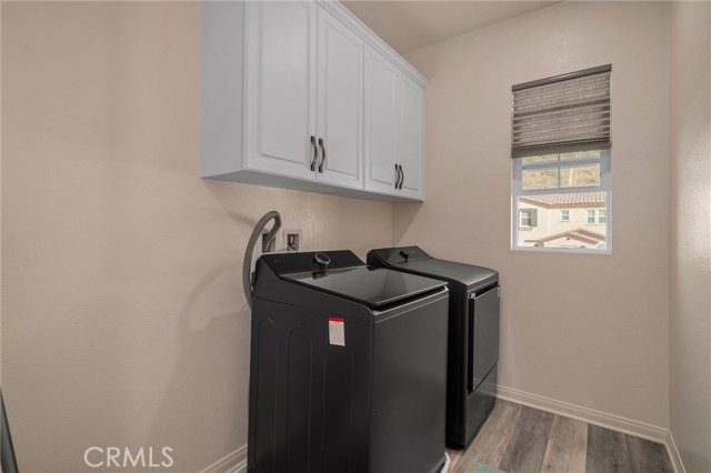 24717 Rockston Drive, Corona CA: https://media.crmls.org/medias/dfbc5e08-9d22-4d26-8e51-46ce13023358.jpg