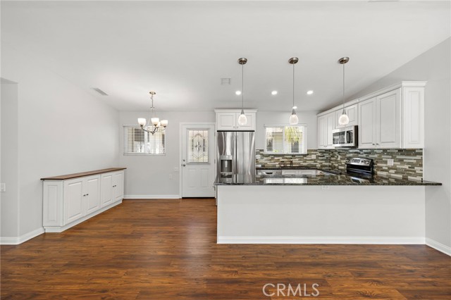 105 Via Estrada, Laguna Woods CA: https://media.crmls.org/medias/dfbcb5ba-7a92-4273-b257-468f51aaf42b.jpg