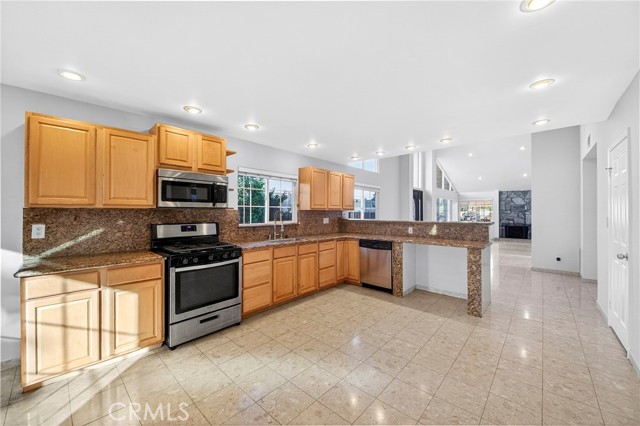 Detail Gallery Image 16 of 45 For 5267 Meadow Wood, Lakewood,  CA 90712 - 3 Beds | 2 Baths