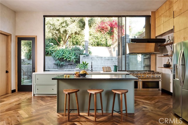 Detail Gallery Image 4 of 29 For 2111 Wollam St, Glassell Park,  CA 90065 - 3 Beds | 2 Baths