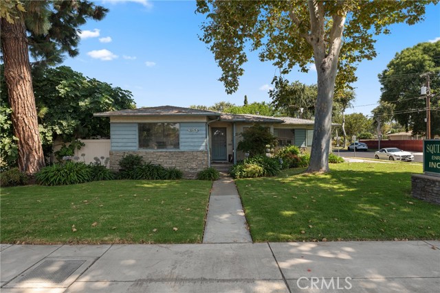 613 E Chapman Ave, Fullerton, CA 92831