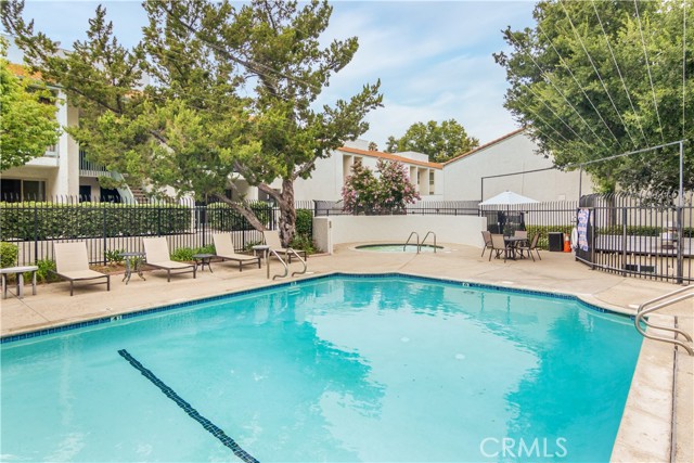 Detail Gallery Image 21 of 32 For 23679 Park Capri #13,  Calabasas,  CA 91302 - 2 Beds | 2 Baths