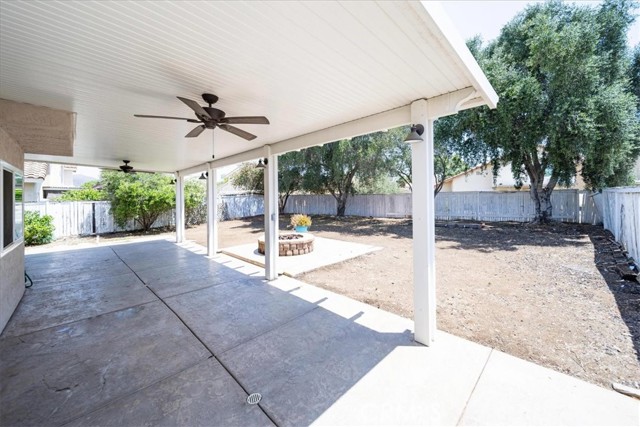 29870 Corte Cruzada, Menifee CA: https://media.crmls.org/medias/dfbfaac4-d51b-4c07-b2dd-134009321391.jpg