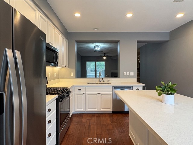 7 Burlingame Lane, Aliso Viejo CA: https://media.crmls.org/medias/dfc01a5f-7104-4307-8a27-a78b9b16661e.jpg