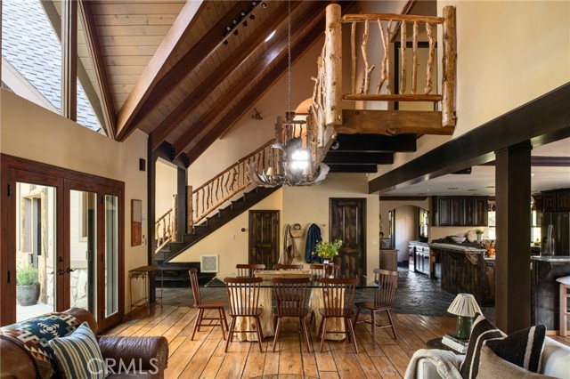 942 Lake Edge, Lake Arrowhead, CA 92352