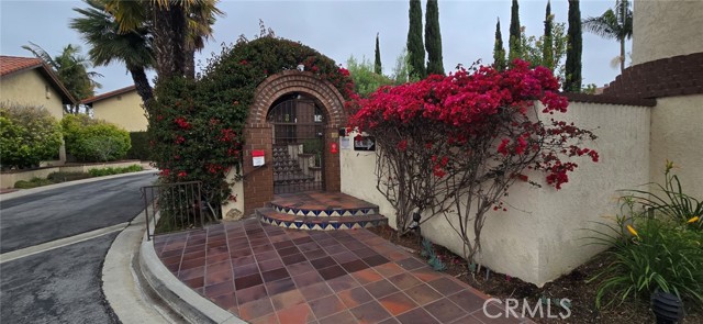 1364 Park Plaza Drive, Long Beach CA: https://media.crmls.org/medias/dfc0f70f-7bbe-49d0-8871-1d9d42c9cb5e.jpg