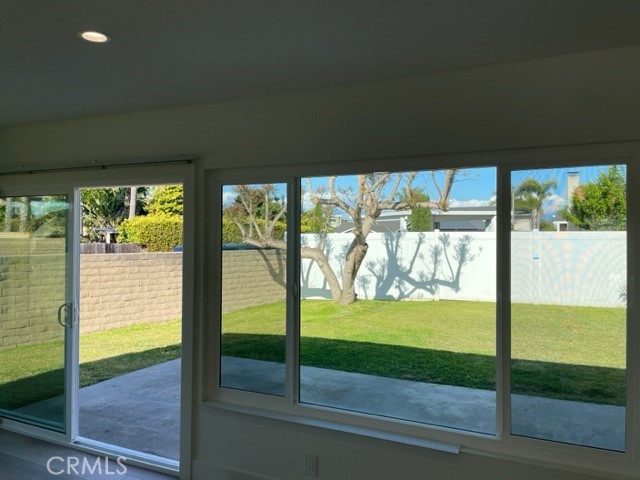 Detail Gallery Image 18 of 23 For 20412 Brentstone, Huntington Beach,  CA 92646 - 3 Beds | 2 Baths