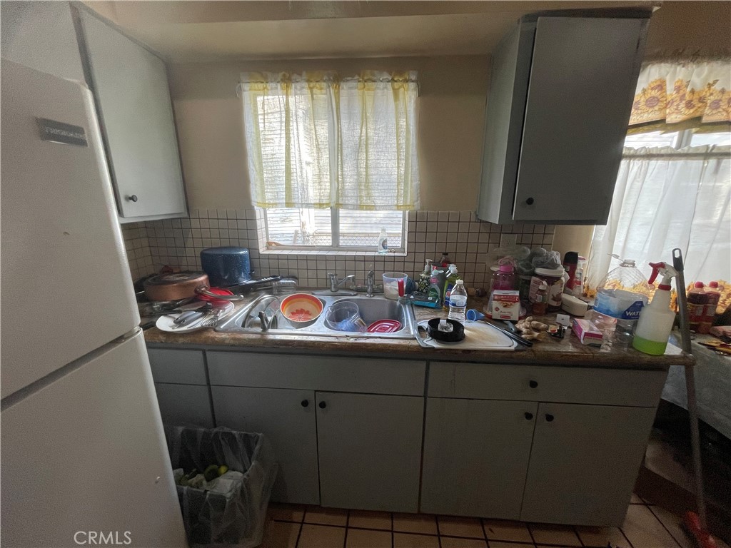 https://media.crmls.org/medias/dfc1ec64-0e01-48f9-9f34-853acb234f9d.jpg?preset=X-Large