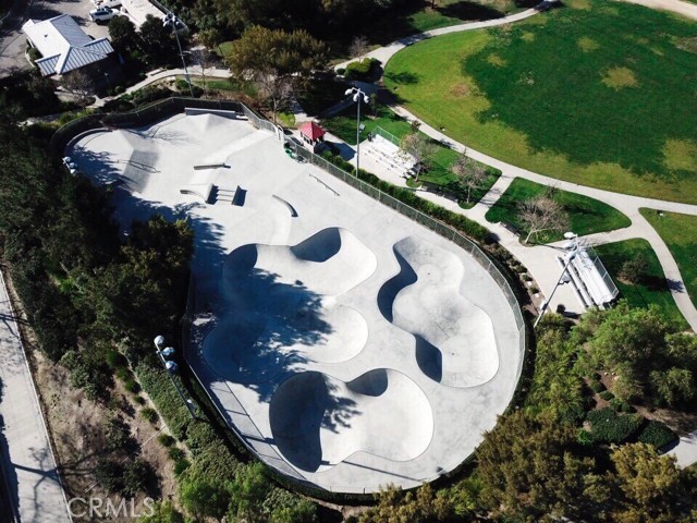 18 Duskywing, Ladera Ranch CA: https://media.crmls.org/medias/dfc21d76-18a4-4cff-b98c-6af9e86c7da2.jpg