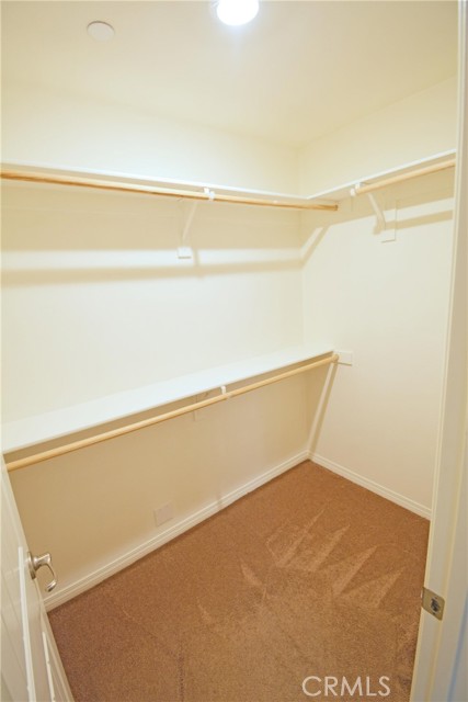 Detail Gallery Image 14 of 41 For 8765 Festival St, Chino,  CA 91708 - 4 Beds | 3/1 Baths