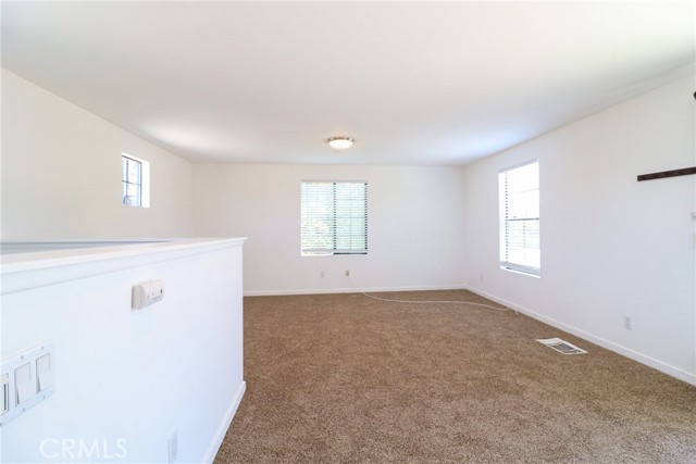Detail Gallery Image 35 of 44 For 561 W Maple Ave, Orange,  CA 92868 - 3 Beds | 2/1 Baths