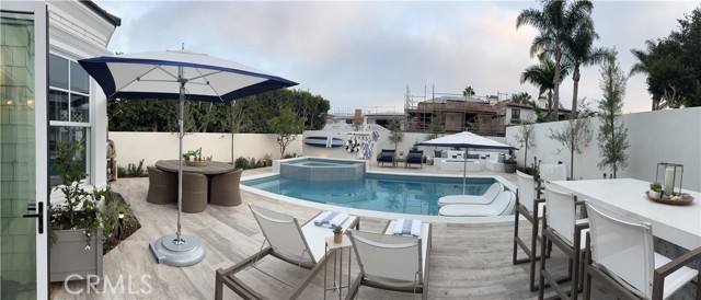 Detail Gallery Image 2 of 15 For 840 18th, Manhattan Beach,  CA 90266 - 4 Beds | 6 Baths