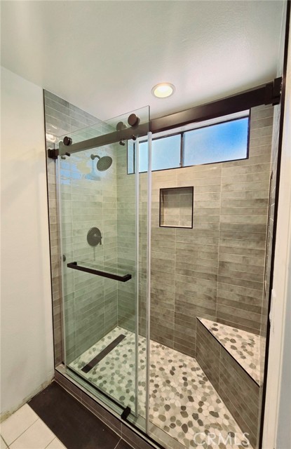 19613 Hiawatha Street, Chatsworth CA: https://media.crmls.org/medias/dfc48b4d-569c-4b7b-a0b5-33e4eac23781.jpg