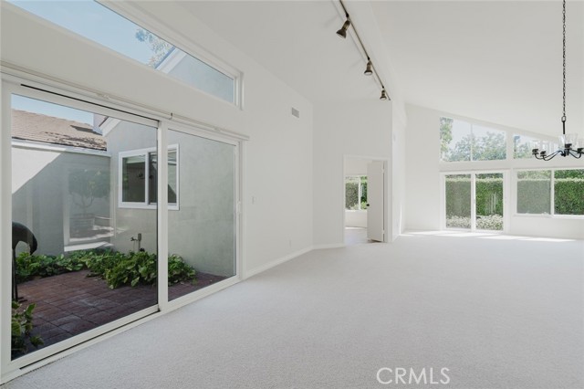 Detail Gallery Image 4 of 53 For 4 Mandarin, Irvine,  CA 92604 - 3 Beds | 2 Baths