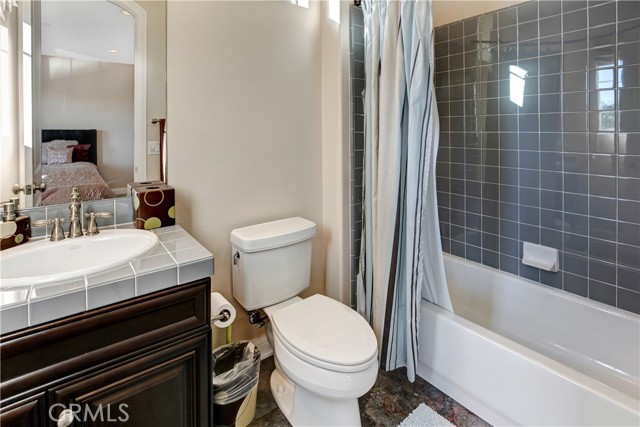 Detail Gallery Image 20 of 32 For 3917 W Hemlock St, Oxnard,  CA 93035 - 3 Beds | 3/1 Baths