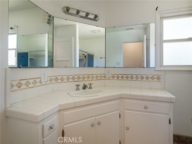 Main bathroom