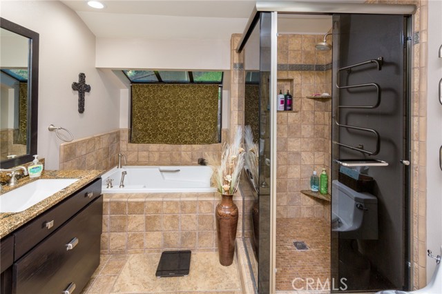 Detail Gallery Image 22 of 43 For 25009 Atwood Blvd., Newhall,  CA 91321 - 3 Beds | 3/1 Baths