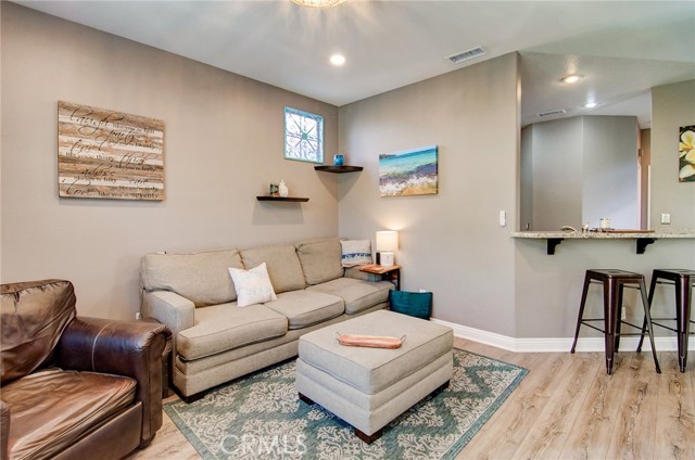 Detail Gallery Image 14 of 47 For 13069 Arborwalk, Tustin,  CA 92782 - 3 Beds | 2/1 Baths