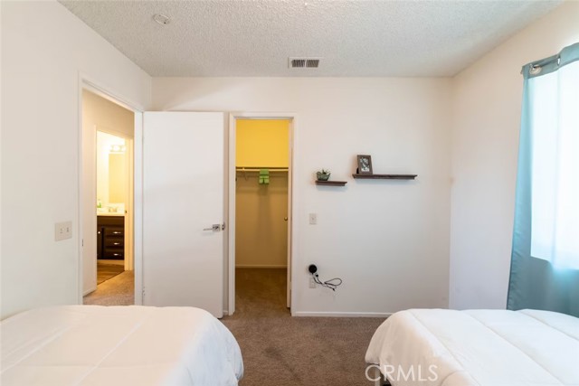 5705 Valerie Way, San Bernardino CA: https://media.crmls.org/medias/dfca7195-b46e-47bd-ac25-87e845977334.jpg