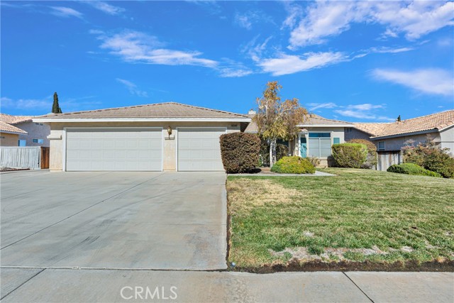 Detail Gallery Image 1 of 47 For 14240 Sepulveda Dr, Victorville,  CA 92392 - 4 Beds | 2 Baths