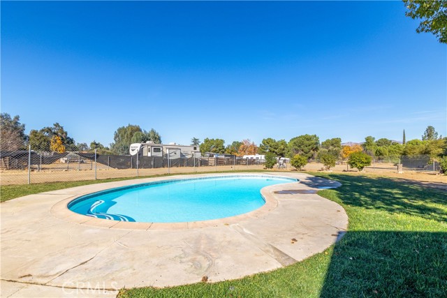 Detail Gallery Image 36 of 42 For 41676 Crest Dr, Hemet,  CA 92544 - 3 Beds | 2 Baths