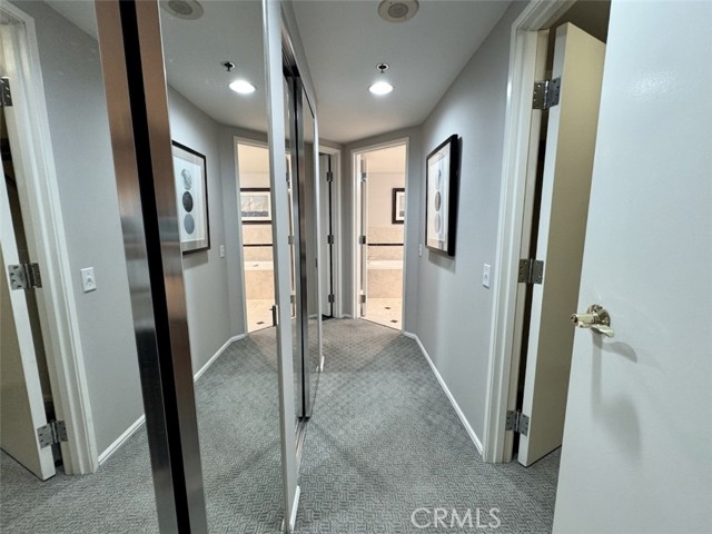 Detail Gallery Image 30 of 57 For 525 E Seaside Way #305,  Long Beach,  CA 90802 - 2 Beds | 1/1 Baths