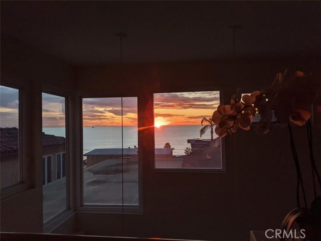 3207 Crest Drive, Manhattan Beach, California 90266, 3 Bedrooms Bedrooms, ,3 BathroomsBathrooms,Residential,Sold,Crest,PW21156135