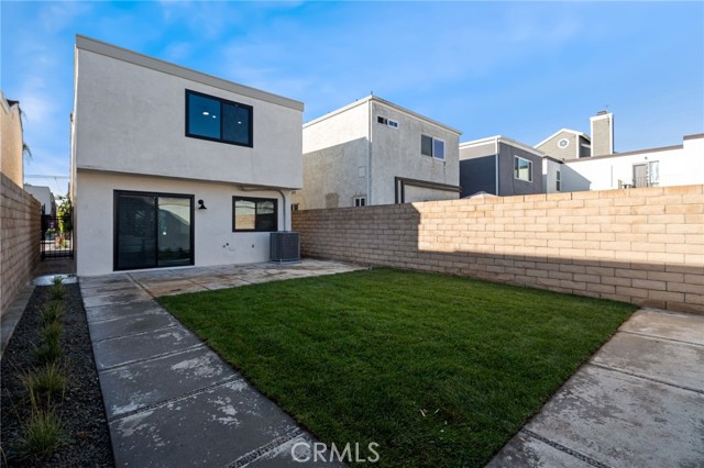 Detail Gallery Image 26 of 29 For 332 Flint Ave, Long Beach,  CA 90814 - 3 Beds | 3 Baths