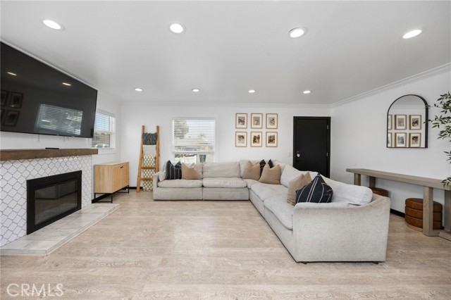 Detail Gallery Image 3 of 54 For 2780 W Stanley, Anaheim,  CA 92801 - 4 Beds | 2 Baths