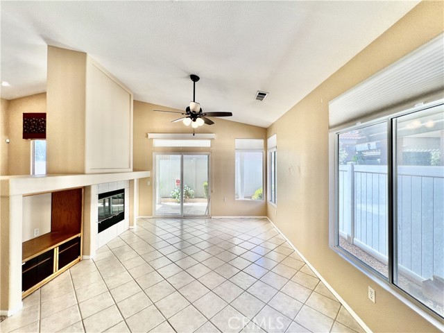 26933 Circus Drive, Menifee CA: https://media.crmls.org/medias/dfccafac-c710-4a65-8e81-91dd05656005.jpg