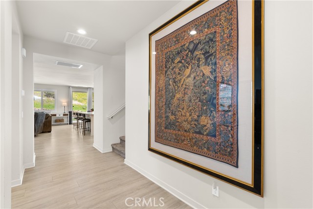 31530 Calle De Las Estrellas, Bonsall CA: https://media.crmls.org/medias/dfcd76a4-28d6-4106-918b-bcce0a35ce24.jpg