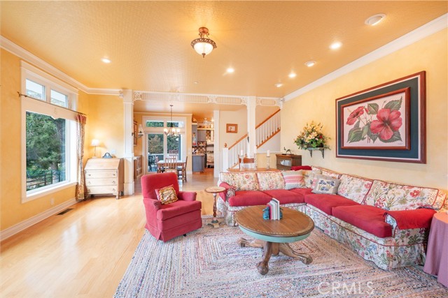 Detail Gallery Image 13 of 75 For 42425 Bear Loop, Big Bear Lake,  CA 92314 - 3 Beds | 3/1 Baths