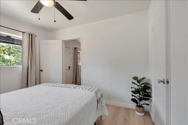 518 E Lime, Monrovia CA: https://media.crmls.org/medias/dfcee79e-9661-487a-a78b-89e99621a600.jpg