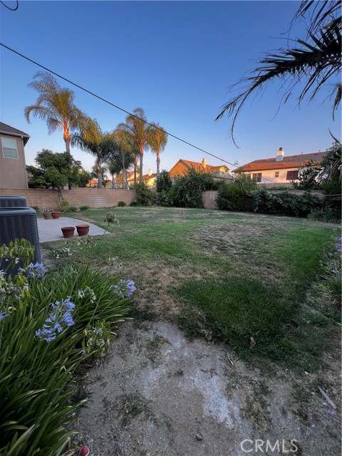 7090 Cottage Grove Drive, Eastvale CA: https://media.crmls.org/medias/dfcf1da2-36b5-45bd-919b-5c18bef91897.jpg