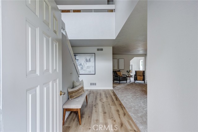 42768 Santa Suzanne Place, Temecula CA: https://media.crmls.org/medias/dfcfaf62-64d2-4ee3-92b7-c4d3c533f1b2.jpg