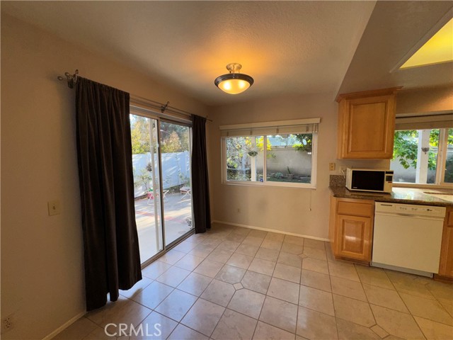 Detail Gallery Image 13 of 29 For 6 Fierro, Irvine,  CA 92614 - 3 Beds | 2/1 Baths