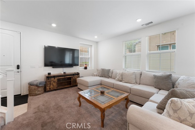 Detail Gallery Image 7 of 34 For 1749 Franklin Tree Pl, Upland,  CA 91784 - 3 Beds | 2/1 Baths