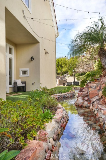 Image 48 of 63 For 907 Deerhill Road