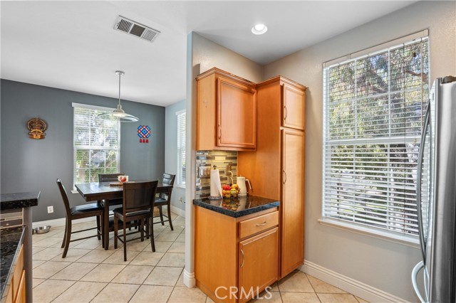 Detail Gallery Image 14 of 27 For 24120 Victoria #47,  Valencia,  CA 91355 - 2 Beds | 2 Baths