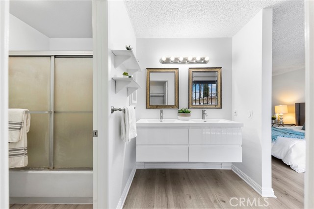 321 N Lincoln Avenue, Monterey Park CA: https://media.crmls.org/medias/dfd29a47-1e11-4e90-98bb-eb929dec0844.jpg