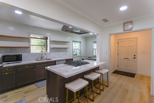 Detail Gallery Image 4 of 18 For 702 N Pine, Anaheim,  CA 92805 - 3 Beds | 2 Baths