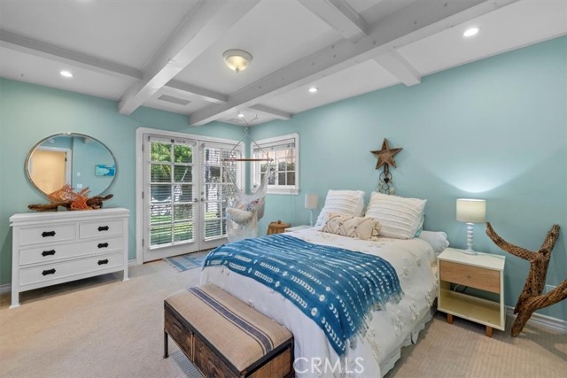 593 26th Street, Manhattan Beach, California 90266, 3 Bedrooms Bedrooms, ,2 BathroomsBathrooms,Residential,Sold,26th,SB22189948