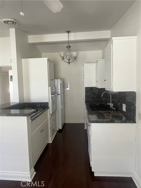 Detail Gallery Image 9 of 16 For 528 Cherry #B,  Long Beach,  CA 90802 - 1 Beds | 1 Baths