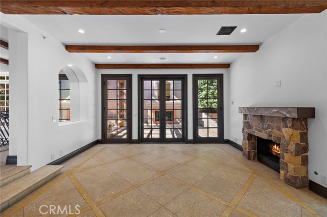 Detail Gallery Image 16 of 74 For 1316 Beverly Grove Pl, Beverly Hills,  CA 90210 - 5 Beds | 7/2 Baths