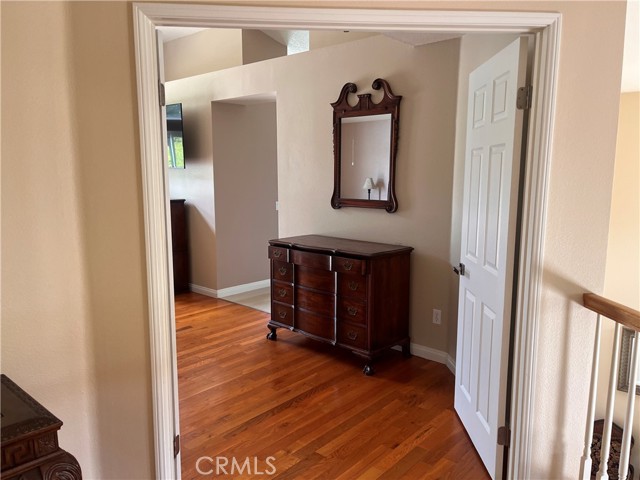 Detail Gallery Image 26 of 58 For 24633 Stagg St, West Hills,  CA 91304 - 5 Beds | 3 Baths