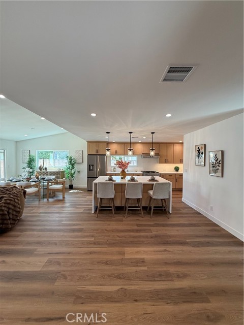 Detail Gallery Image 6 of 40 For 6902 Lasaine Ave, Lake Balboa,  CA 91406 - 3 Beds | 2 Baths